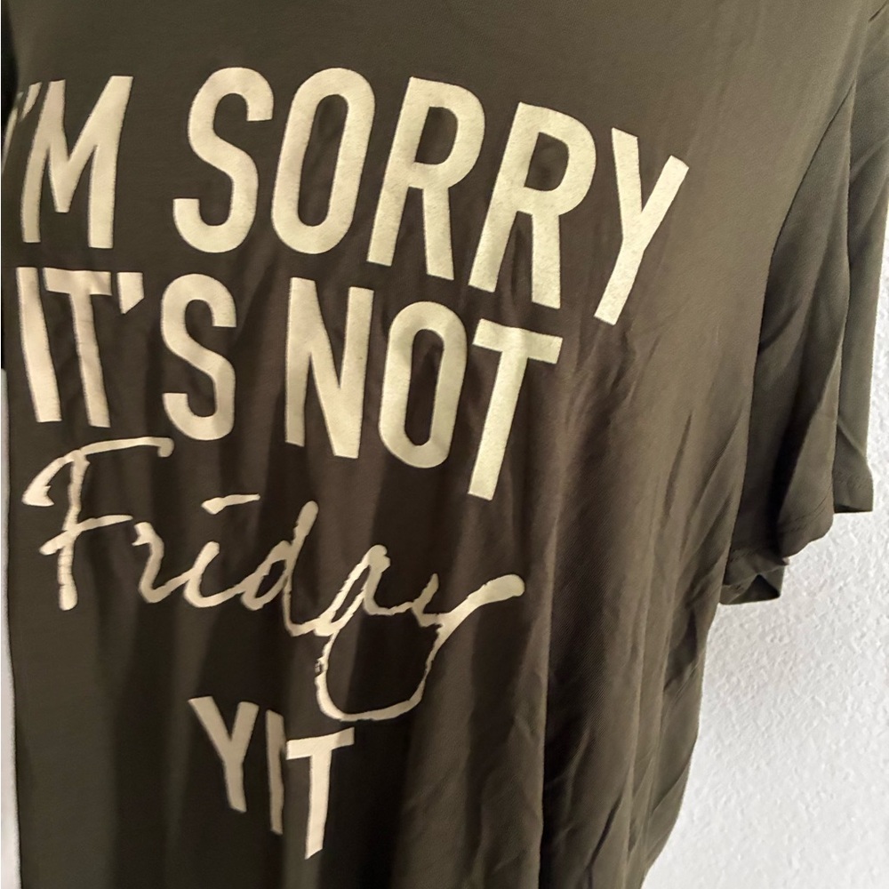 HIP Not Friday tee - Picture 3 of 6